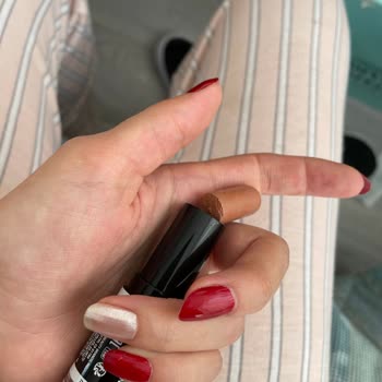 Wet N Wild Kırık Çıkan Stick