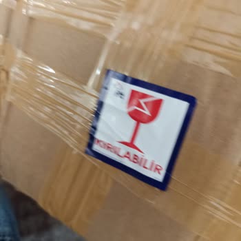 PTT Kargo Kırılacak Olan Eşya Dikkate Alınmadan Kırık Geldi!