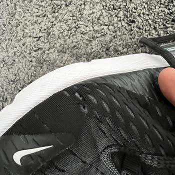 Sneaks Up Ayakkabı İnceleme Sorunu