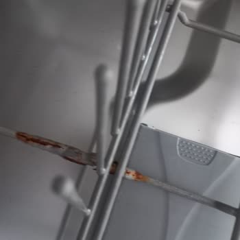 Teka 605 S Bulaşık Makinesi Paslandı.
