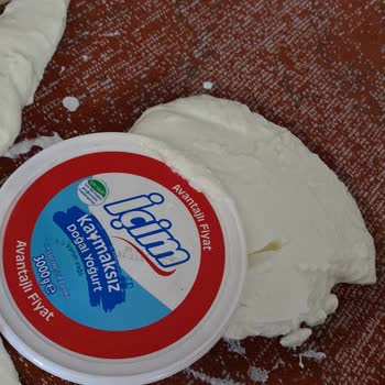 İçim Yoğurt Kabı Sapı İkiye Ayrıldı