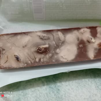 Ülker Antep Fıstıklı Çikolata Bozuk Çıktı