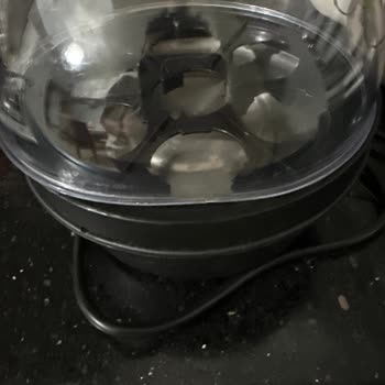 Sinbo Yumurta Pişiricinin Kapağı 3. Kullanımda Yamuldu