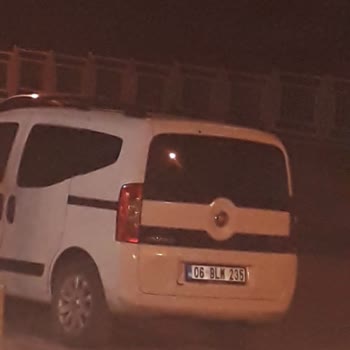 Şok Marketler Tarihi Geçmiş Ürünleri Vatandaşlara Verilmekte
