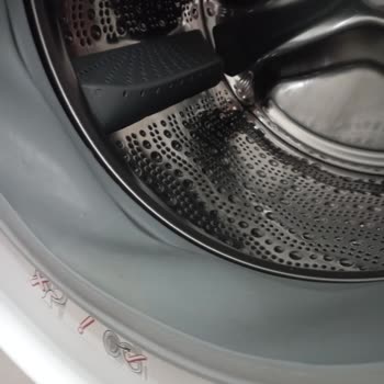 Bosch Çamaşır Makinesi Sulu Çıkarıyor