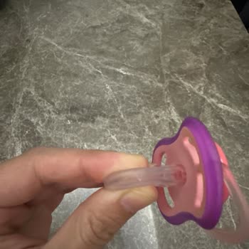 Philips Avent Emzik Yırtılması