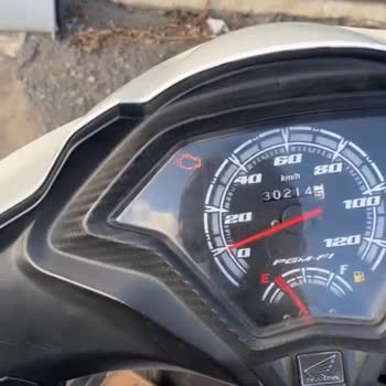 Bakım Kolay Aldatıcı İlan, İade Edilmeyen Ücret, Hasarlı Araç.