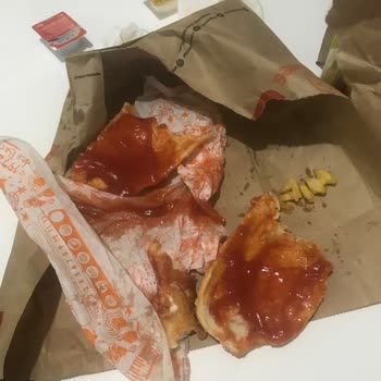 Popeyes Rings AVM Kalitesiz. Basit Çocuk Menü Bile Hazırlayamadılar.