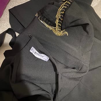 Step Giyim Mağaza Çalışanları Ve Kusurlu Ürün