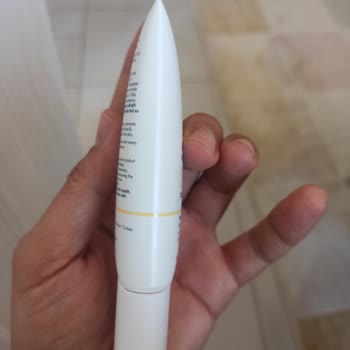 The Purest Solutions Güneş Kremi Paketinde Şişlik