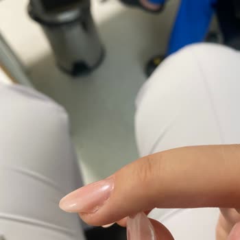 Su Beauty Nail (Ataköy) İlgisizlik Ve Hijyensizlik