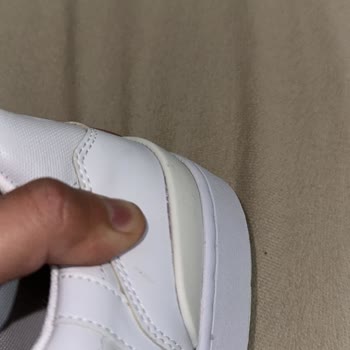 Lacoste Siparişim Kusurlu, Hasarlı Gönderildi!