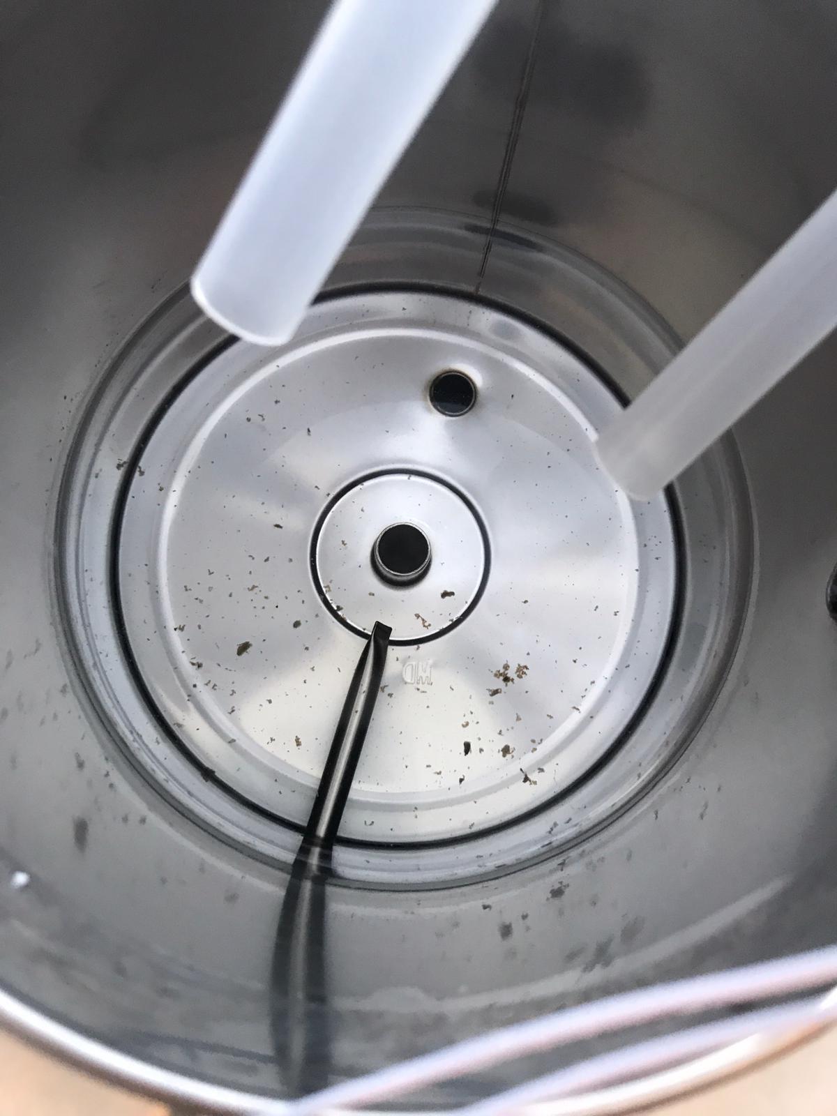 Bosch Water Dispenser Produces Moldy Stuff Xolvie