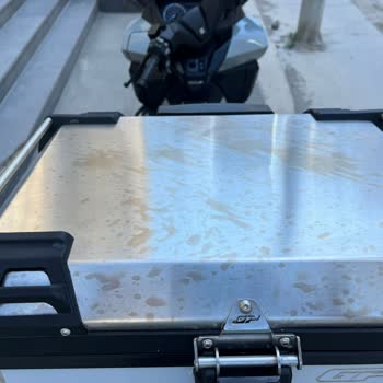 Asperox Sarı Güç Ürününün Motosikletimin Alet Çantasına Verdiği Zarar