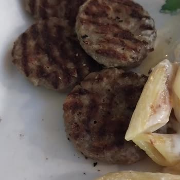 Bayramefendi Osmanlı Kahvecisi Yemekler Personel İlgisi