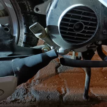 Arora Motor Cappucino 50 CC, Yolda Egzoz Düştü