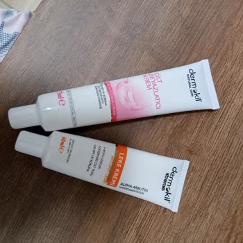 Dermokil'in Lekeleri Giderici Kremi Sivilce Yapıyor