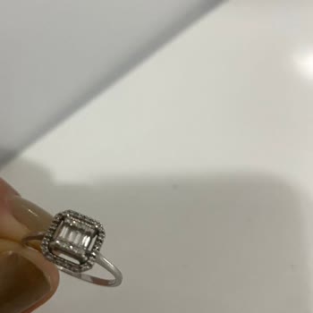 D Diamond Ankamall'dan Alınan 8 Ayar 0.15 Ct Baget Yüzükte Kararma Sorunu