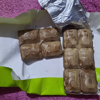 Nestle Antep Fıstıklı Çikolata Bozuk Çıktı!