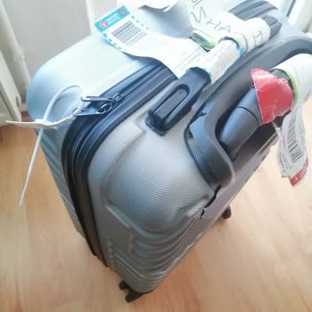 THY Bavulun Deforme Olması Ve Kırılması Konusu