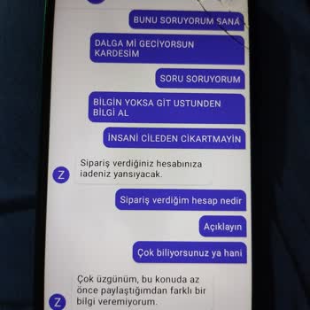 Getir Ve Bilgisiz Canlı Destek Çalışanları