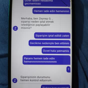 Getir Ve Bilgisiz Canlı Destek Çalışanları