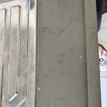 Belenco Tezgahta Beliren Beyaz Lekeler