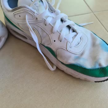 Nike Rengi Akan Ayakkabı