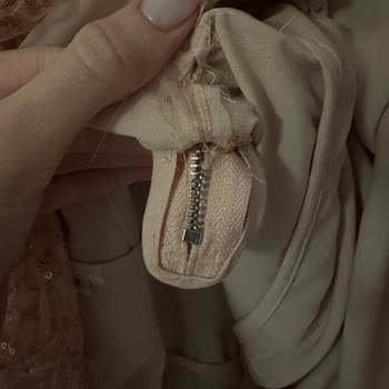 Deep Atelier 2. El Elbise Sattılar