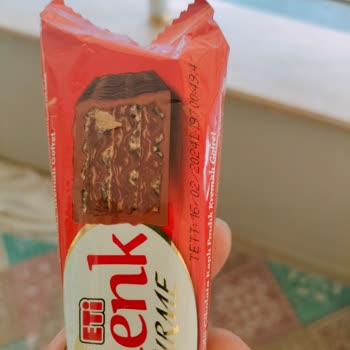 Eti Gıda Eti Ahenk Gurme Çikolata Üzerinde Beyazlık