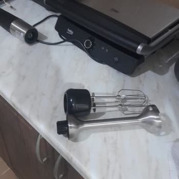 Piranlar Ürünün İçinden Uyumsuz Parça Çıkması