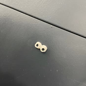 Cerrahi Grup Ağız ve Diş Sağlığı Polikliniği İmplant Üzeri Porselen Diş