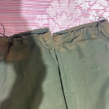 Koton'dan Aldığım Pantolonun İlk Yıkamada Renginin Atması