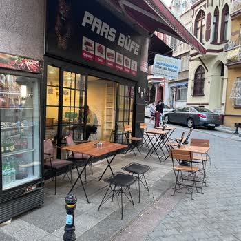 Kadıköy Belediyesi Kadıköy Yeldeğirmeni Bölgesindeki Kaldırım İşgali Sorunu