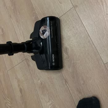 Bosch Unlimited 7 Diş Kırıldı Ve Işık Yanmıyor Alt Süpürme Yeri Sorun