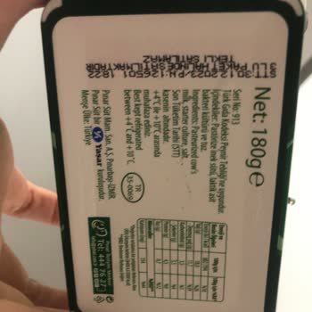 Pınar Et ve Süt Son Tüketim Tarihi Geçmemiş Labne Küflenmiş