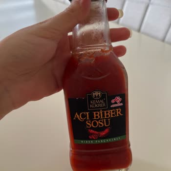 Kemal Kükrer Acı Sos Acı Değil