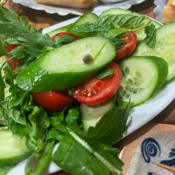 Mado Salatanın İçinden Salyangoz Çıktı?