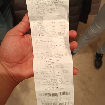 Palm City LCW Mağazasında Pantolon Değişimi Talebi