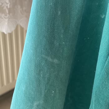 Dalan Roxy Çamaşırlarda Kalıcı Lekeler Bırakıyor