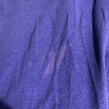 Yumoş Deterjan Çamaşırları Çamaşır Suyu Lekesi Yaptı