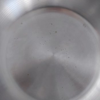 Gülsan Tencere Tenceremde Pas Oluşması