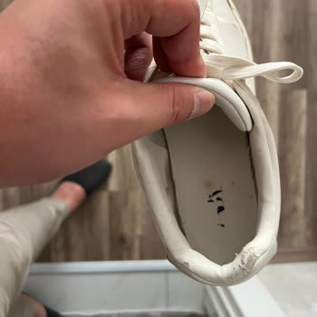 Zara'dan Aldığım Ayakkabılar Çok Kalitesiz