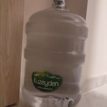 Getir Su Kuzeyden Damacananın İçinden Ambalaj Çıktı