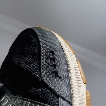 Skechers Kışlık Ayakkabı Olumsuz Dönüş Yapılan Ayakkabılarımız