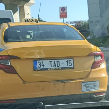 Taksiciler Odası 34 Tad 15 Plakalı Taksi Şoförü