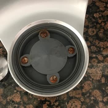 Kenwood Yoğurma Haznesi Bozuldu.