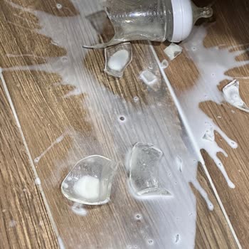 Philips Avent Cam Biberon Kırıldı!