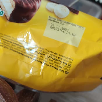 Ülker Ürünün Küf Görünümlü Olması