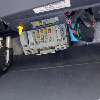 Otokoçtan Almış Olduğum Ford Focus Marka Aracın Eksik Parçaları